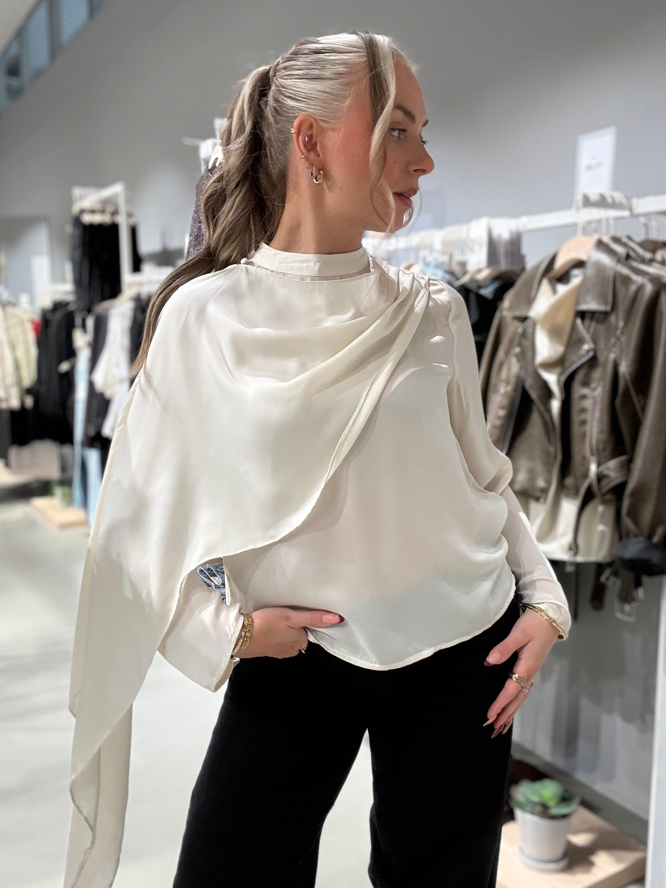 VININAE Top - Birch